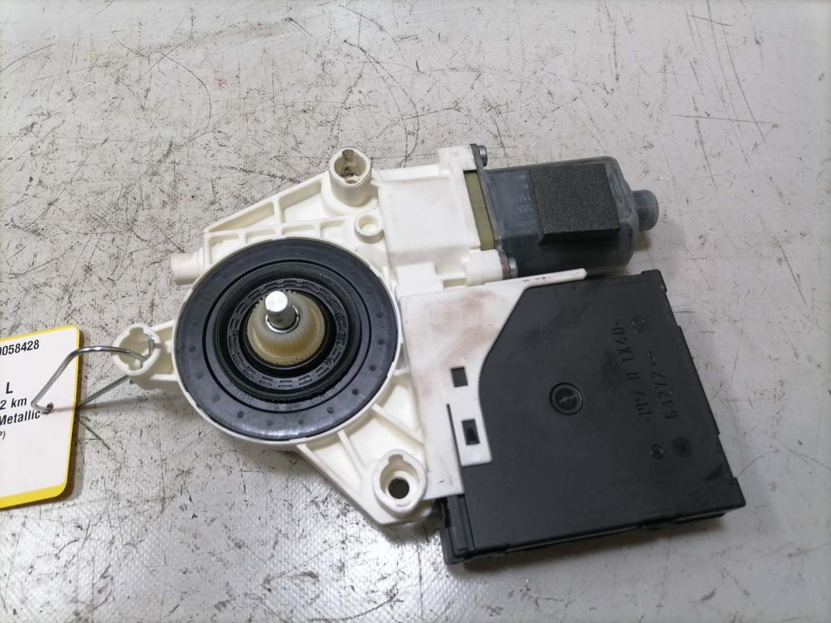 Audi A3 8P original Fensterhebermotor vorn links BJ12